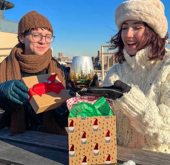 5 Exquisite Wine Gifts for the Connoisseur in Your Life