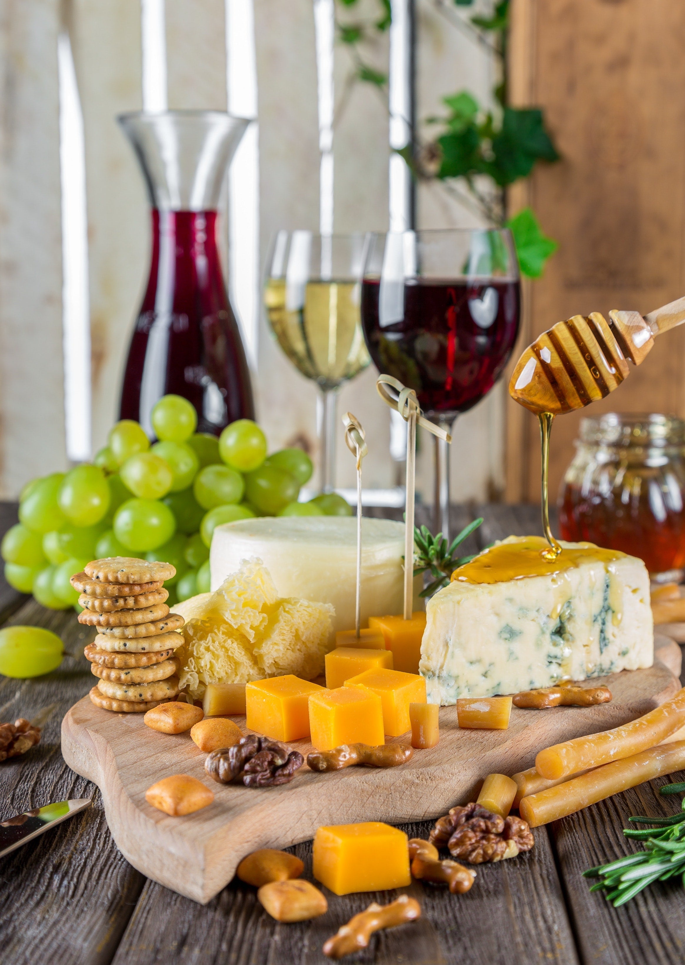 Elevate Your Palate: Exploring Delightful Wine Tasting Pairings with Pretty Wine Glasses