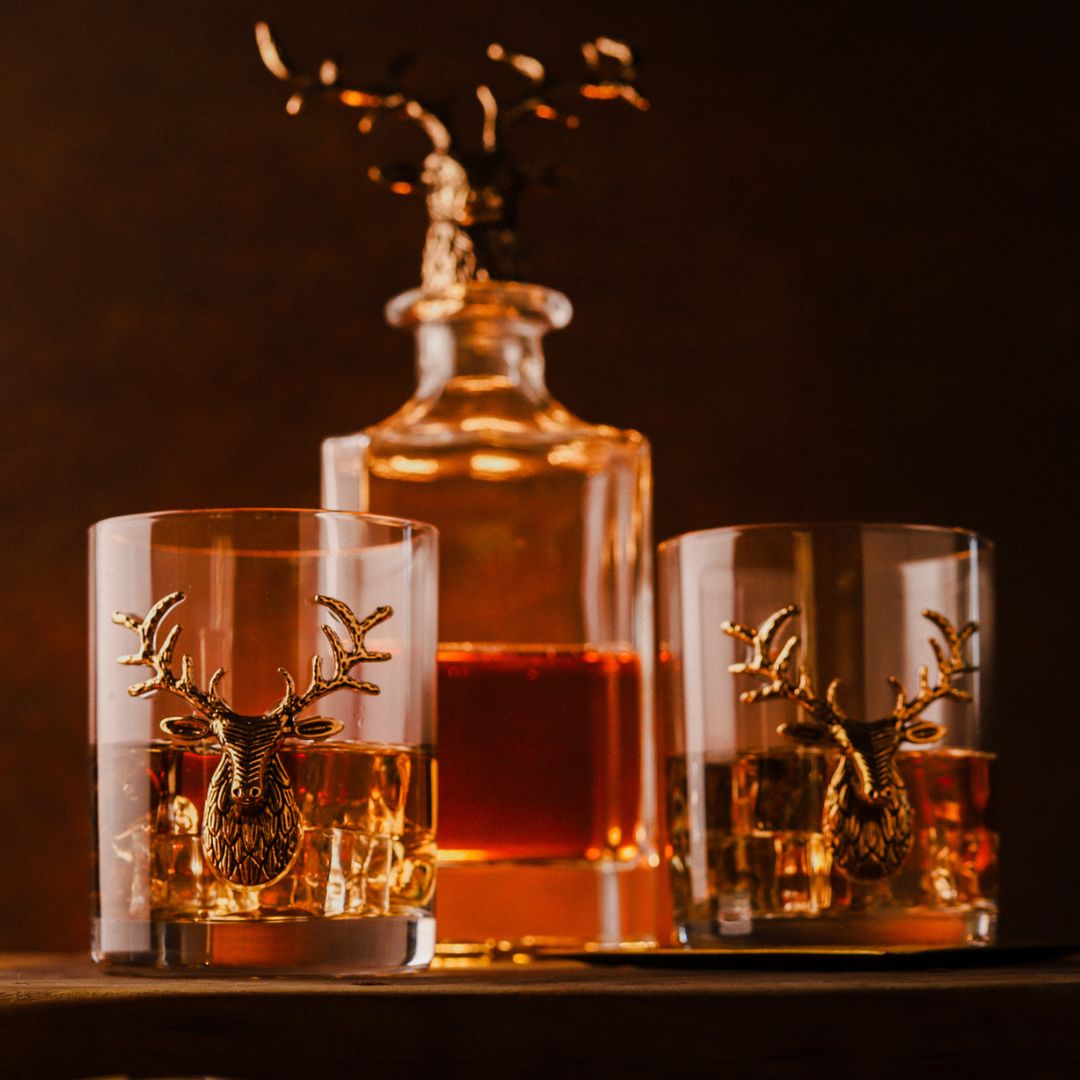 Gold Stag Deer Decanter & Whiskey Glass Set